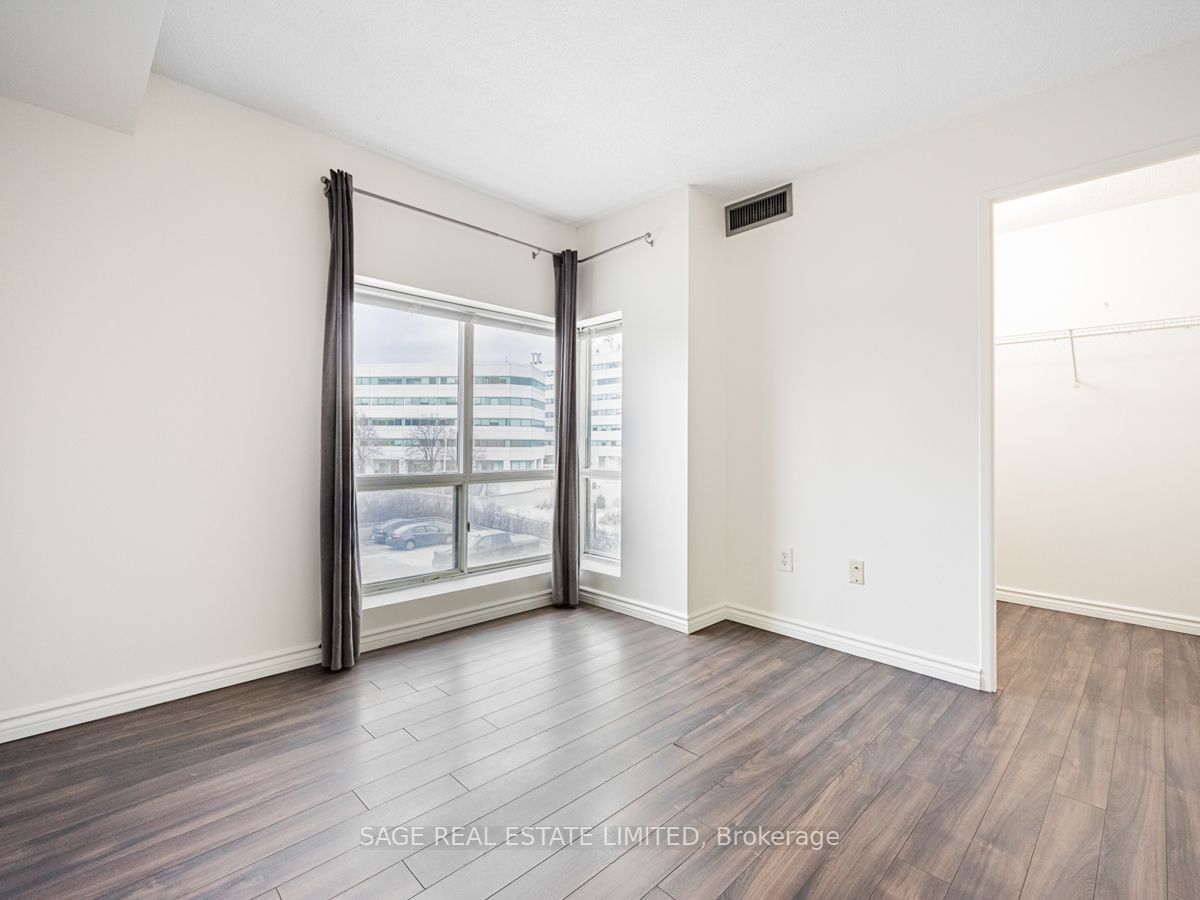 101 Subway Cres, unit 304 for rent