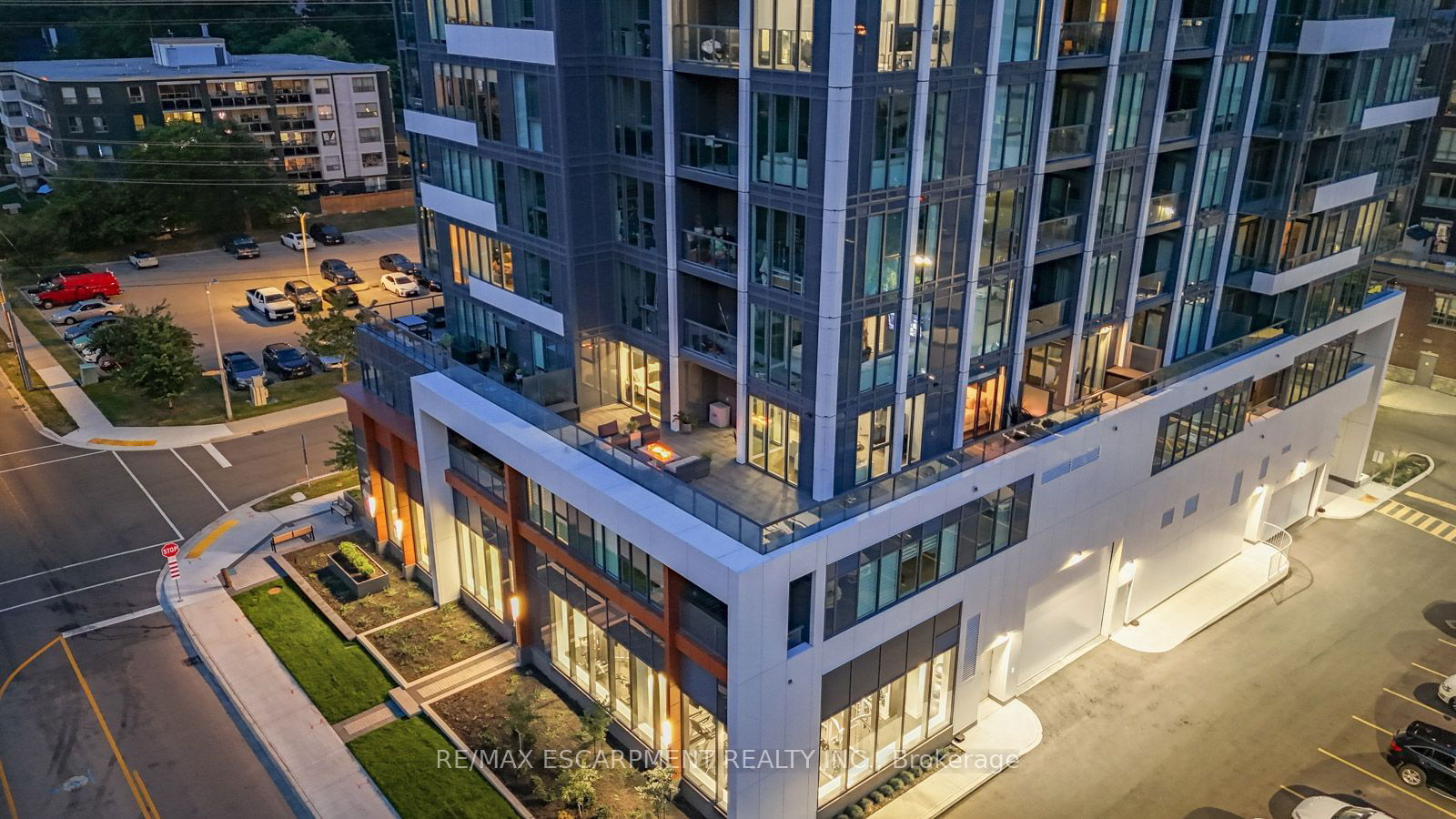 500 Brock Ave, unit 302 for sale