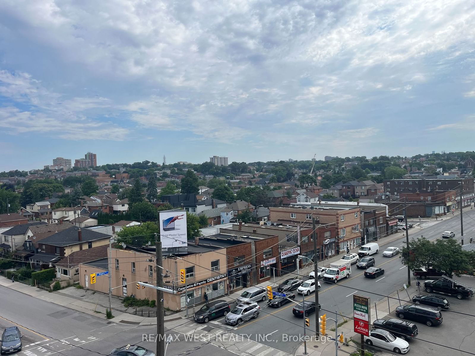 Solara Condominiums, York Crosstown, Toronto