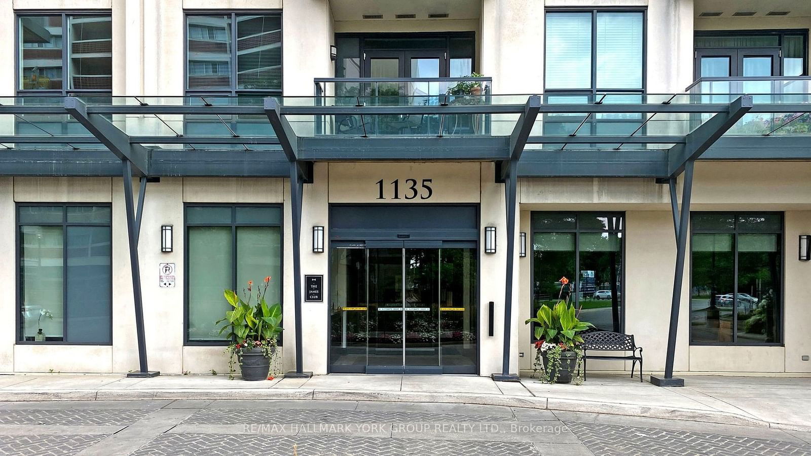 1135 Royal York Rd, unit 603 for sale