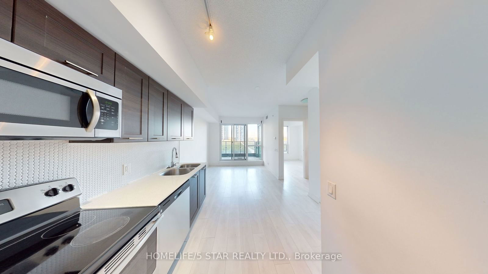 2200 Lake Shore Blvd W, unit 906 for rent