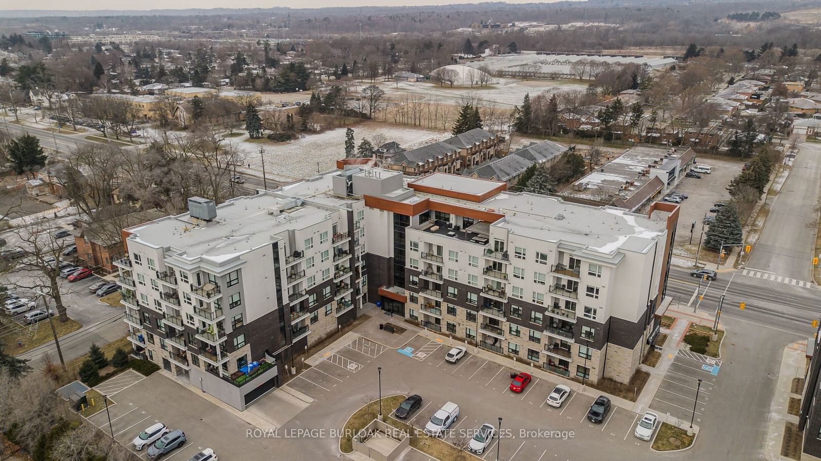 320 Plains Rd E, unit 517 for sale