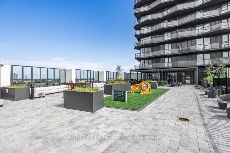 36 Zorra St, unit 1101 for sale