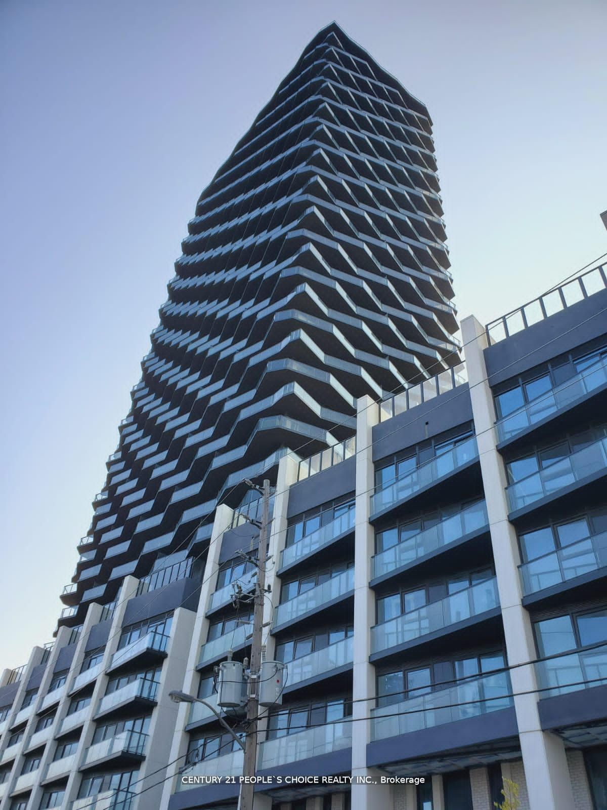 36 Zorra St, unit 2208 for rent