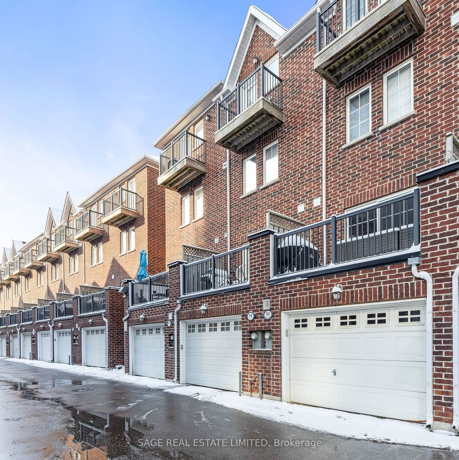 Windermere by The Lake Townhomes, West End, Toronto