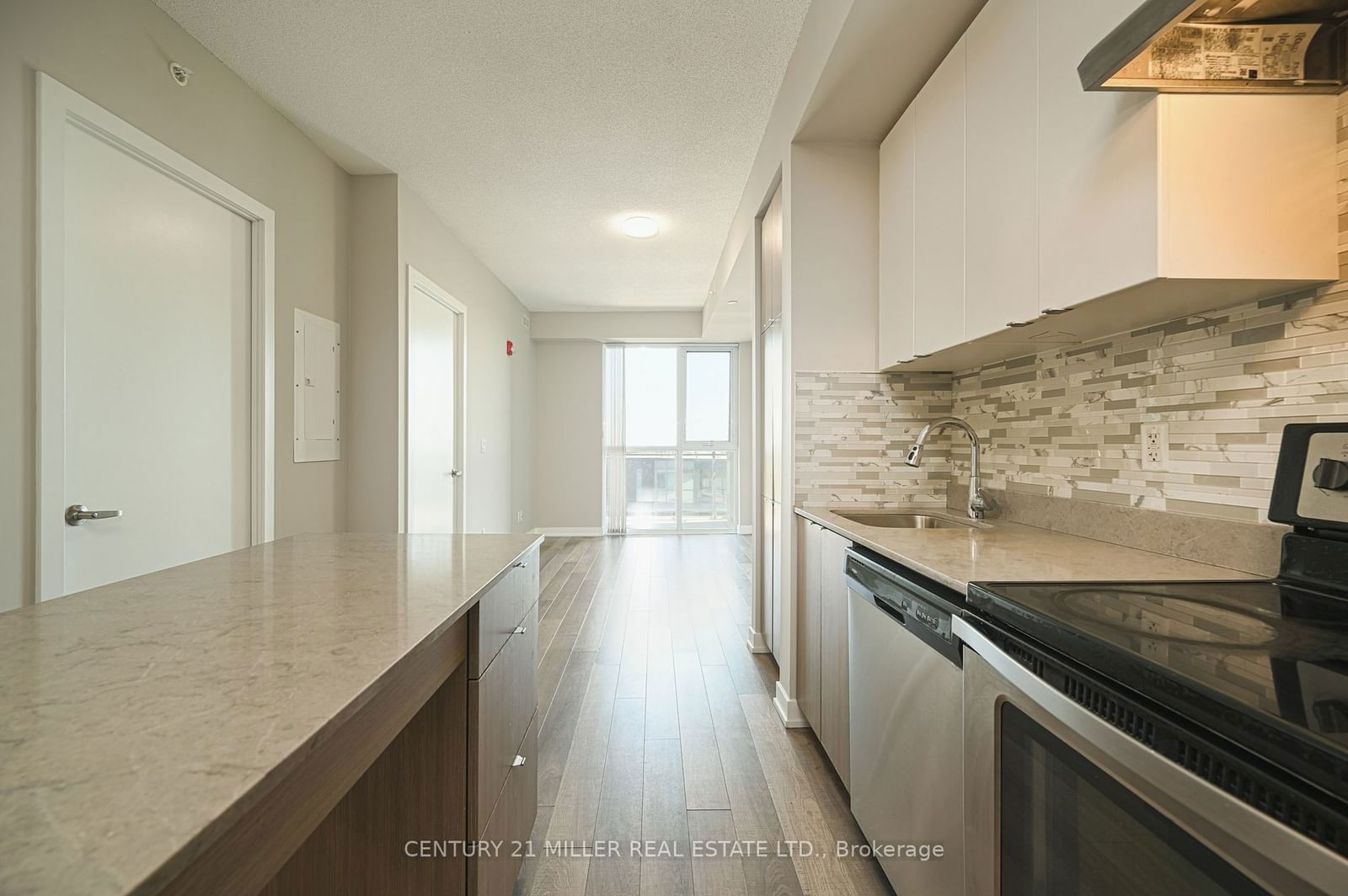 5240 Dundas St, unit B512 for rent