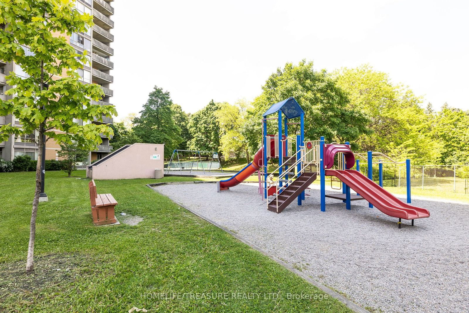 Maple Creek Condominiums, North York, Toronto