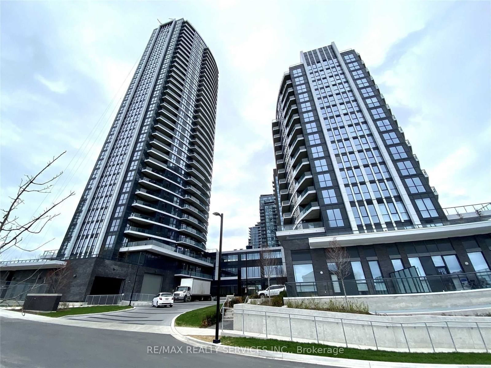 35 Watergarden Dr, unit 1313 for rent