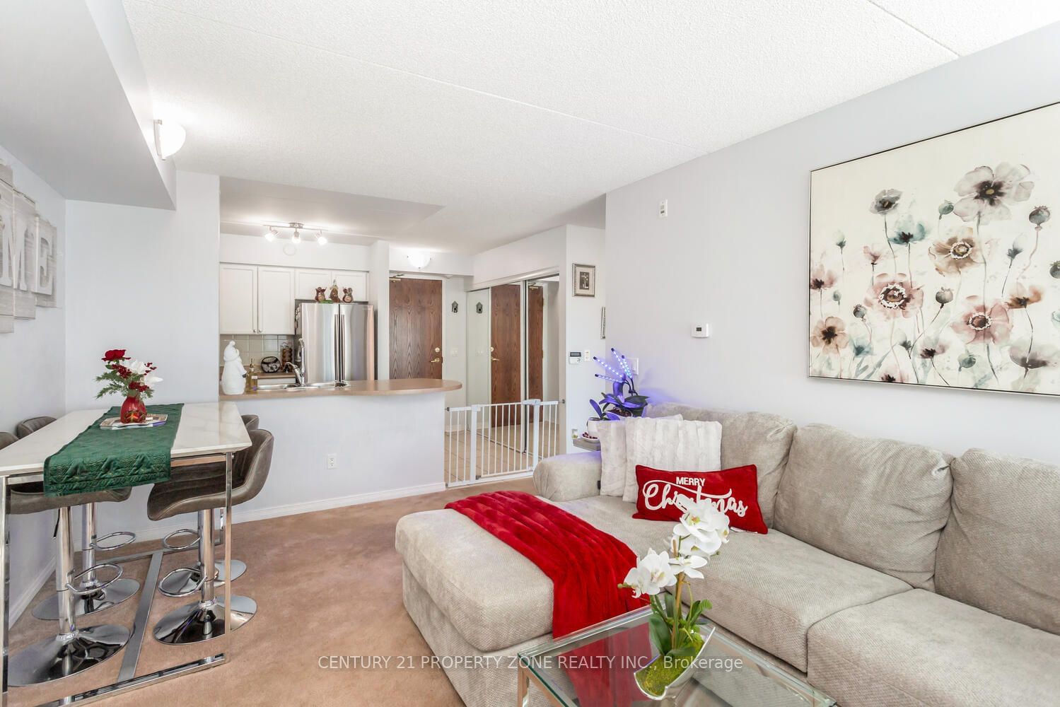 25 Via Rosedale Way, unit 204 for sale