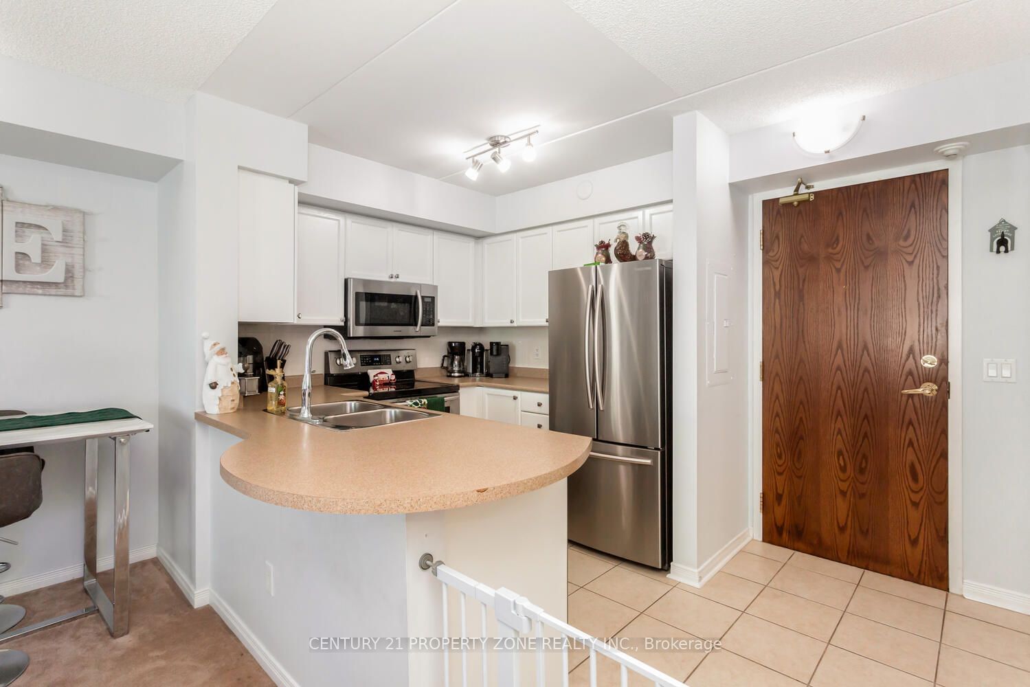 25 Via Rosedale Way, unit 204 for sale