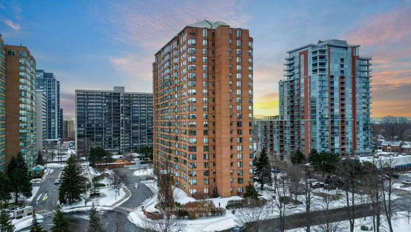 1270 Maple Crossing Blvd, unit 1103 for sale