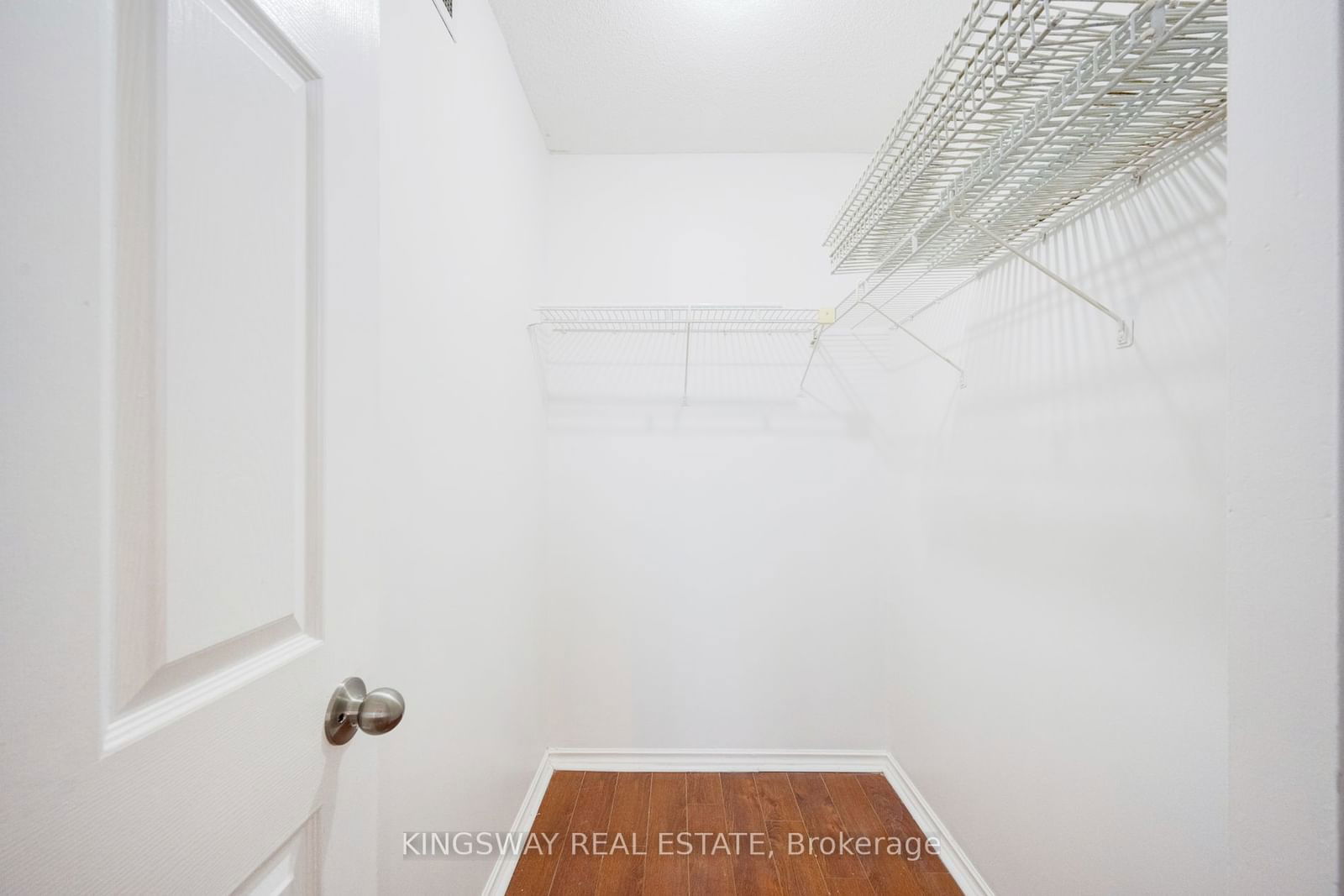 285 Enfield Pl, unit PH09 for sale