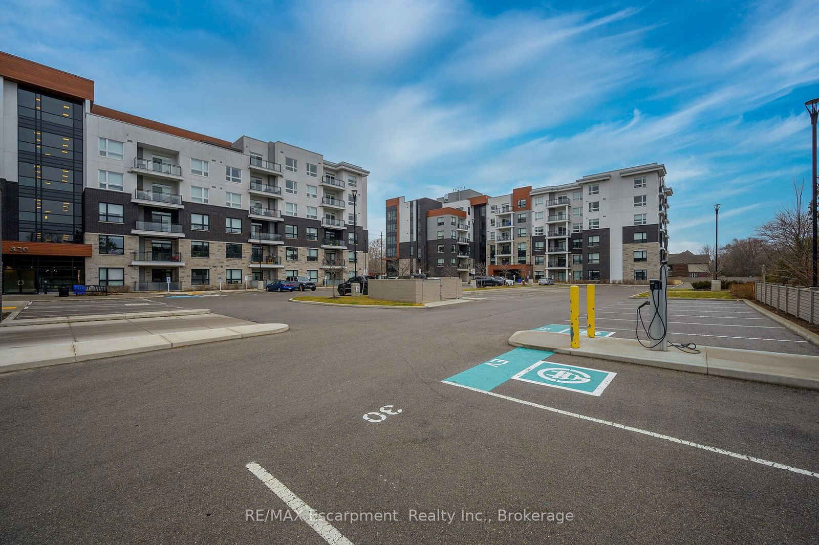 Affinity Condominiums, Burlington, Toronto