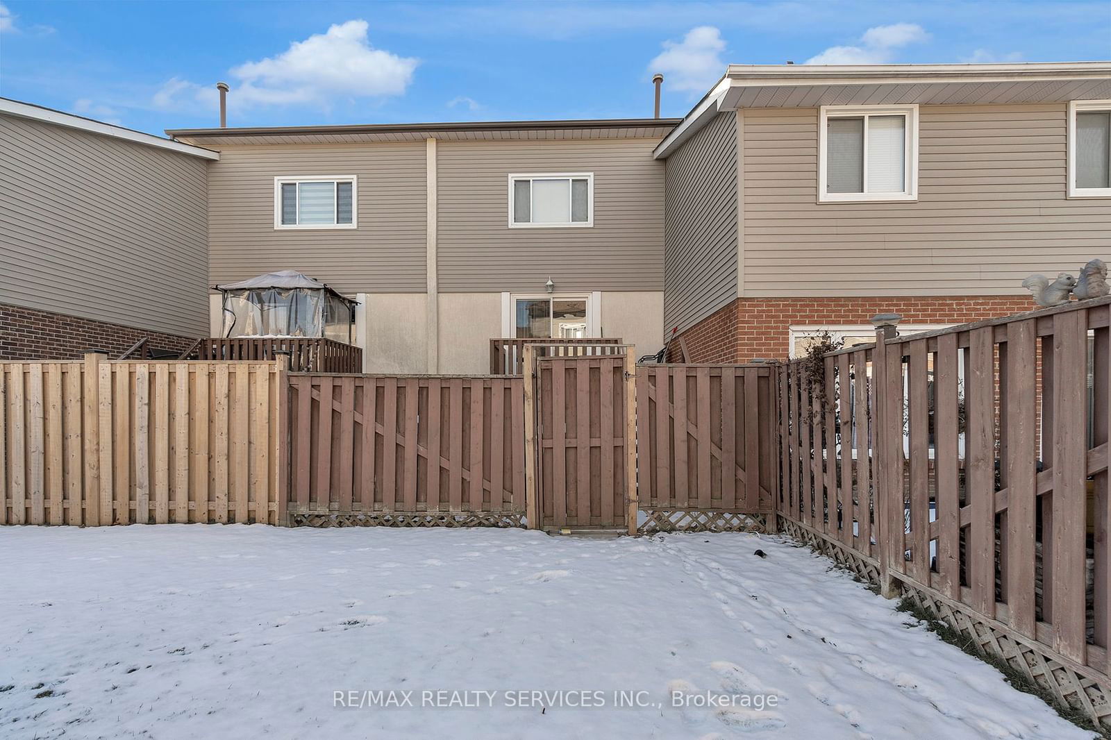 21 Carisbrooke Court Townhomes, Brampton, Toronto