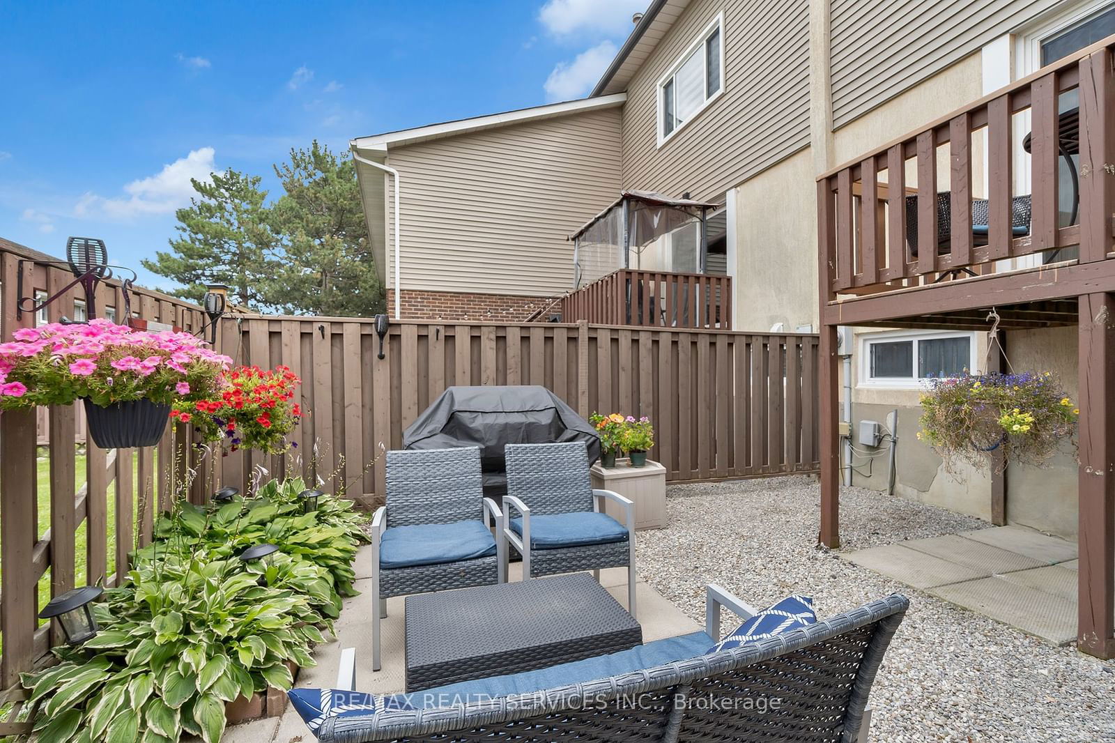 21 Carisbrooke Court Townhomes, Brampton, Toronto