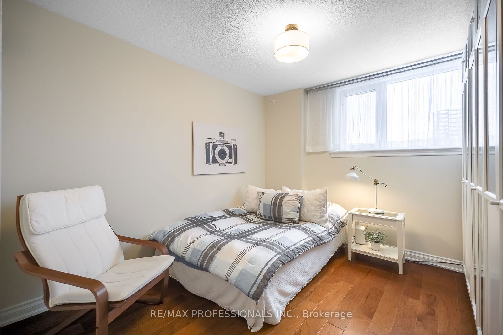 240 Scarlett Rd, unit 604 for sale