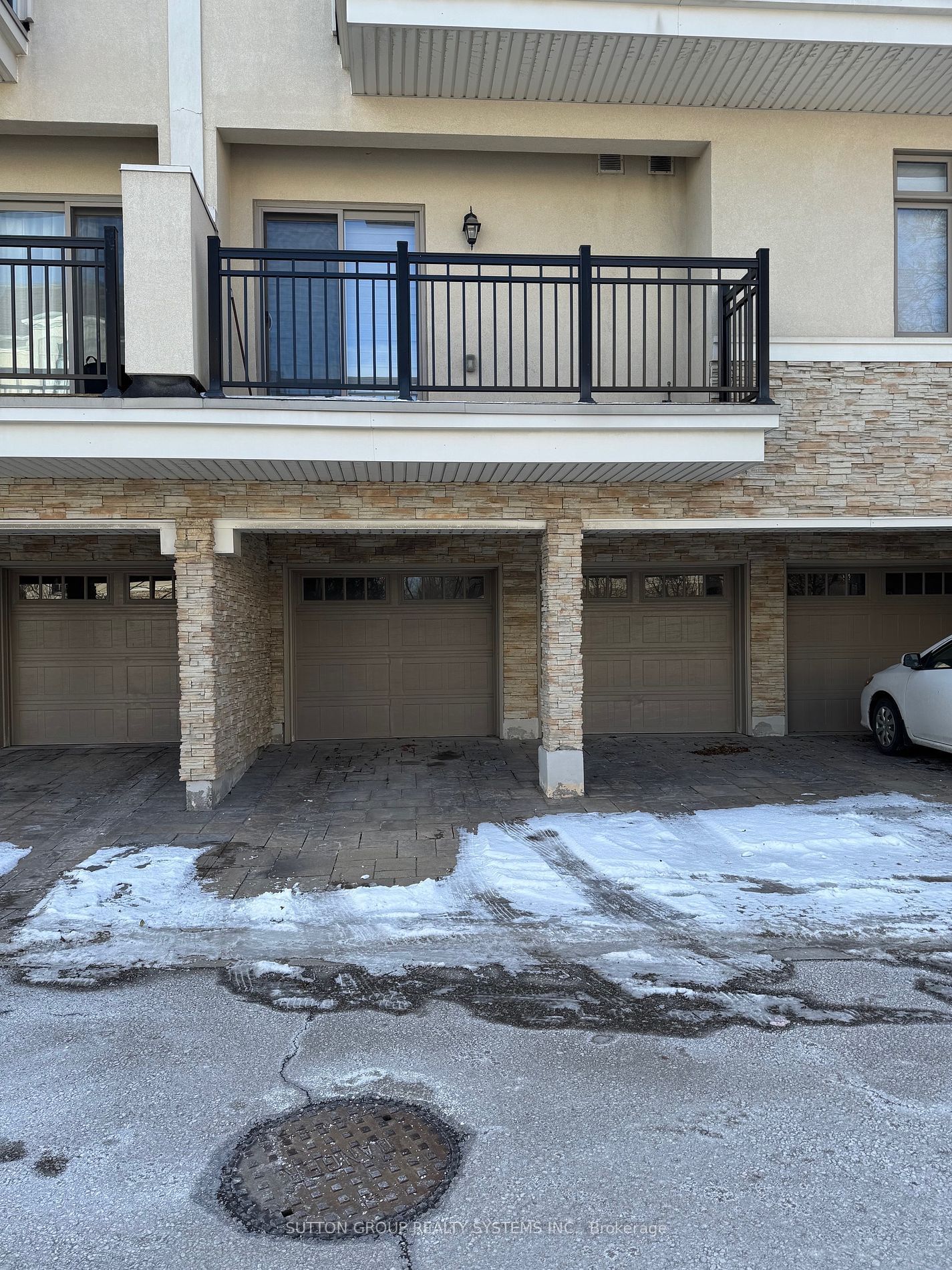 3071 Cawthra Rd, unit 2 for sale