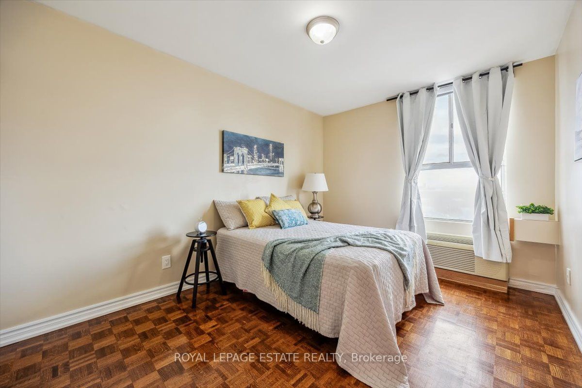 2835 Islington Ave E, unit 508 for sale