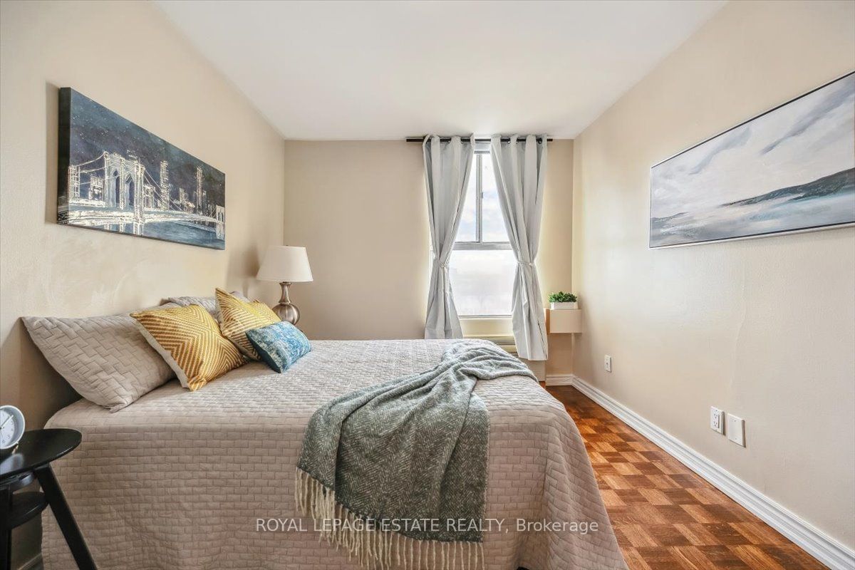 2835 Islington Ave E, unit 508 for sale