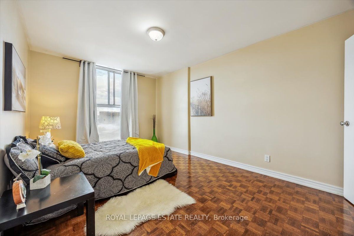 2835 Islington Ave E, unit 508 for sale