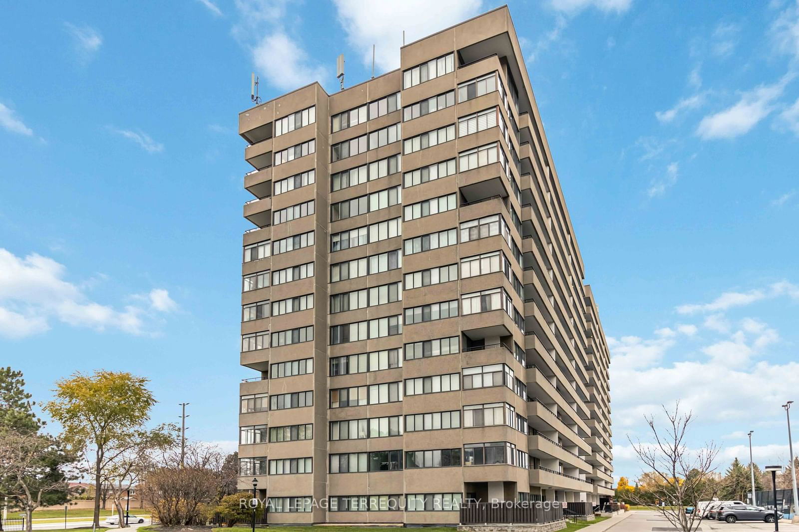 1300 Mississauga Valley Blvd, unit 909 for sale