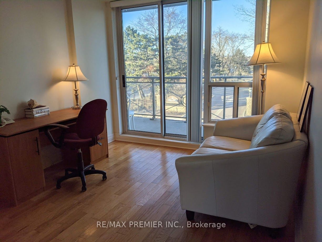 88 Palace Pier Crt, unit 301 for rent