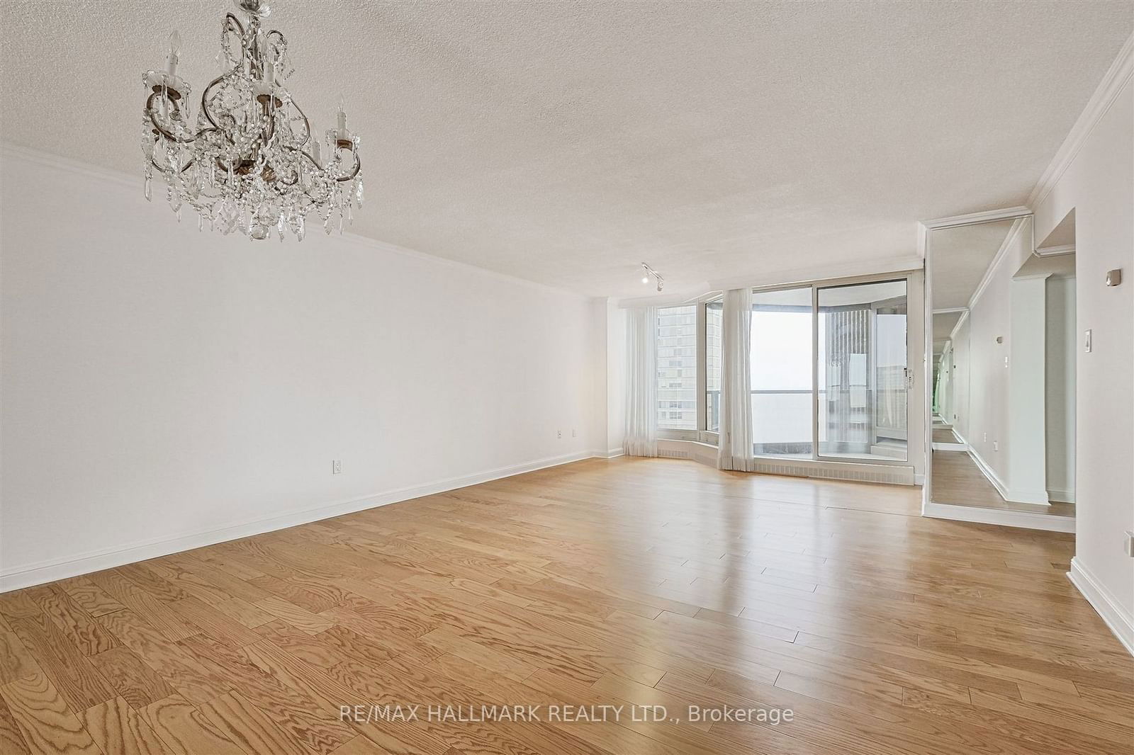 2045 Lake Shore Blvd W, unit 2706 for sale