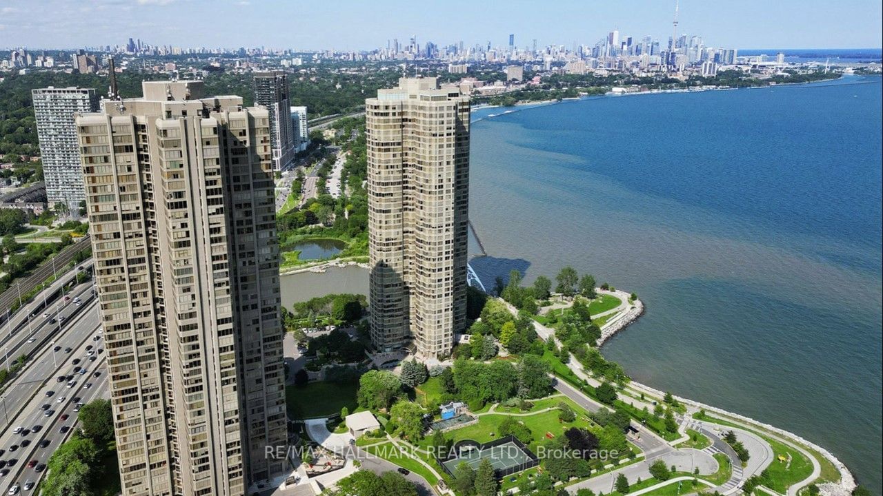 2045 Lake Shore Blvd W, unit 2706 for sale