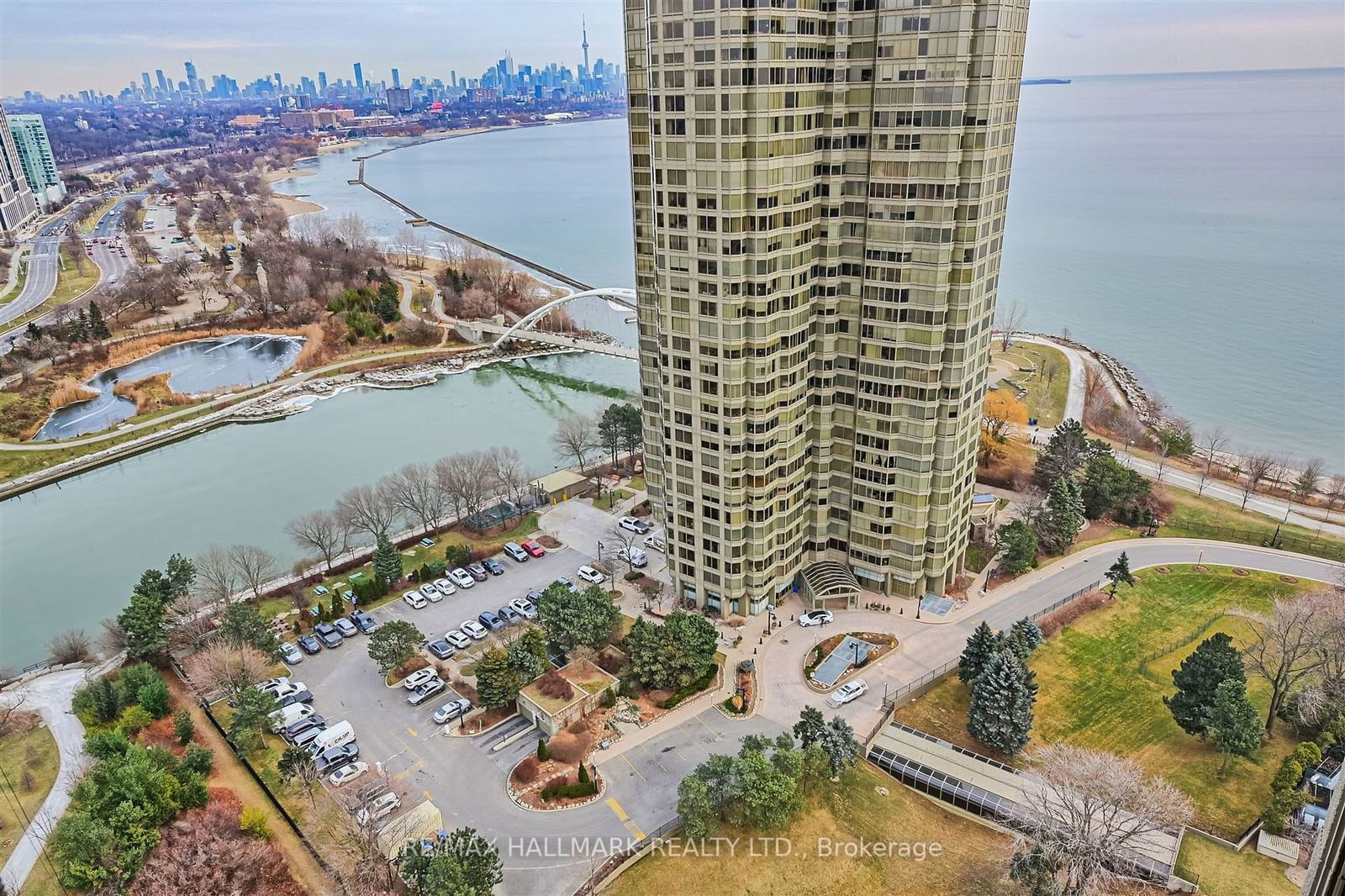 2045 Lake Shore Blvd W, unit 2706 for sale