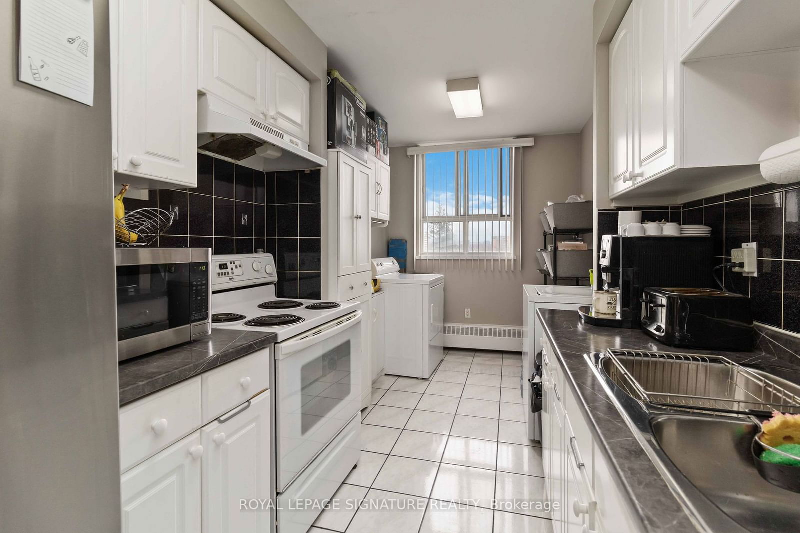 1615 Bloor St, unit 512 for sale