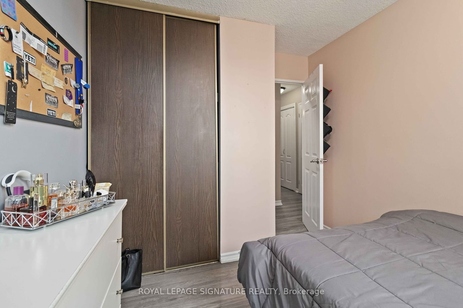 1615 Bloor St, unit 512 for sale