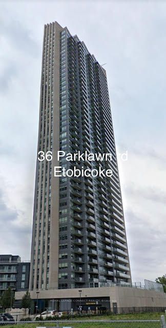 36 Park Lawn Rd, unit 4204 for rent