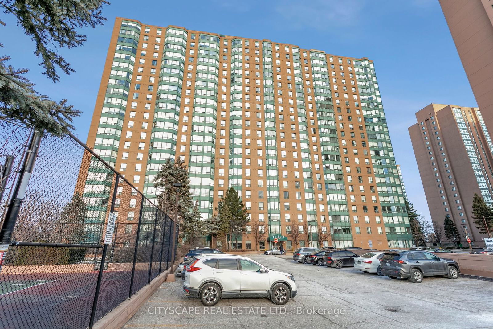 135 Hillcrest Ave, unit 1115 for sale