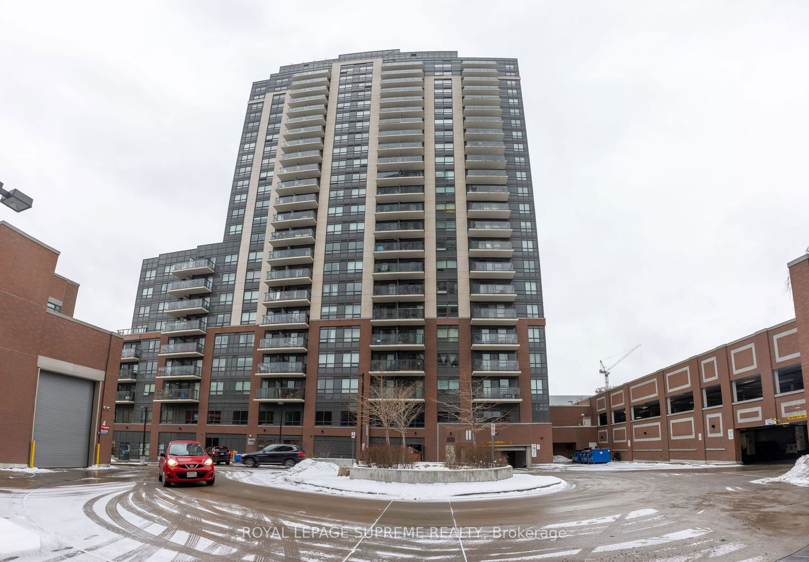 1420 Dupont St, unit 1006 for rent