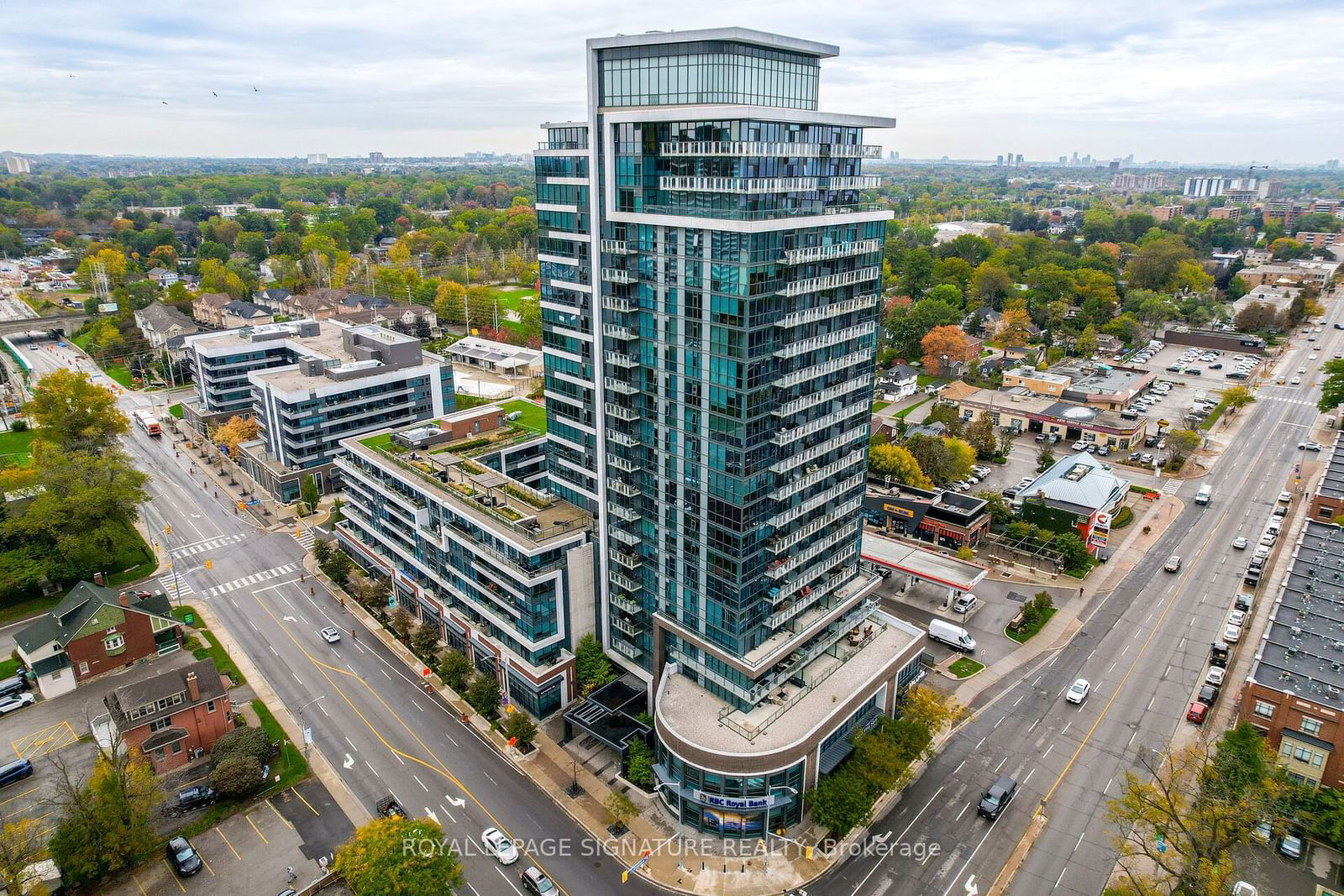 1 Hurontario St, unit 405 for sale