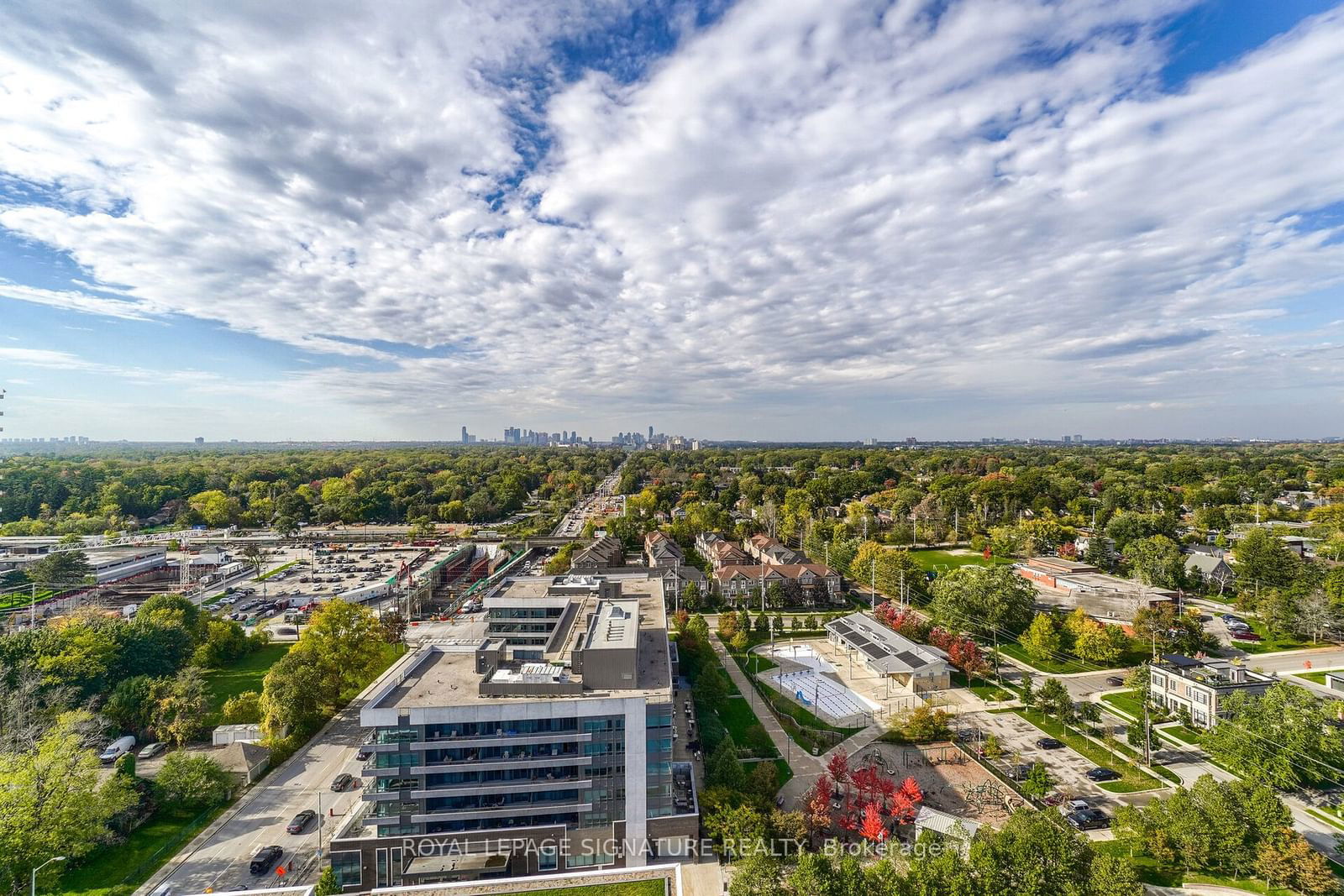 1 Hurontario St, unit 405 for sale