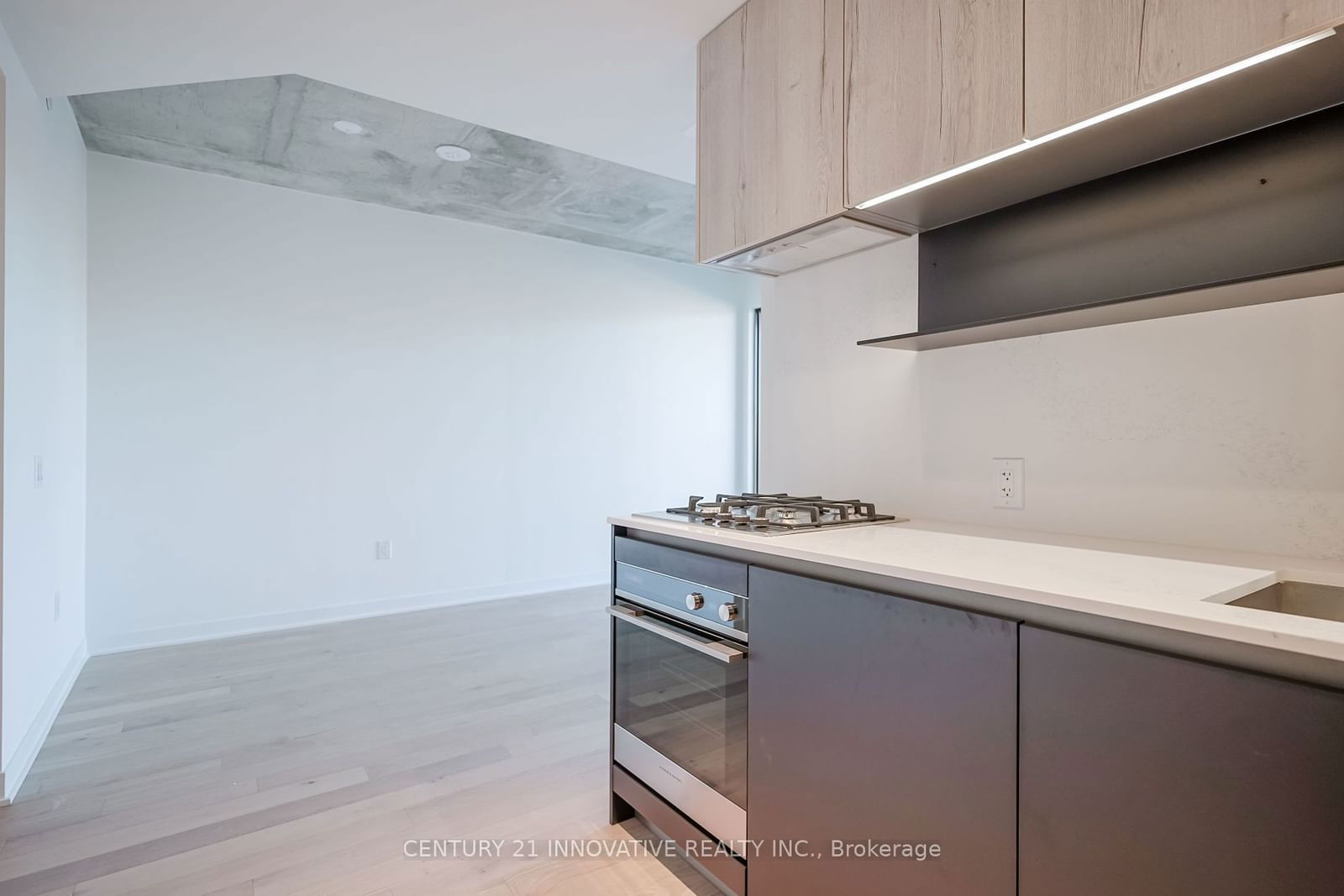 2625 Dundas St W, unit #312 for rent