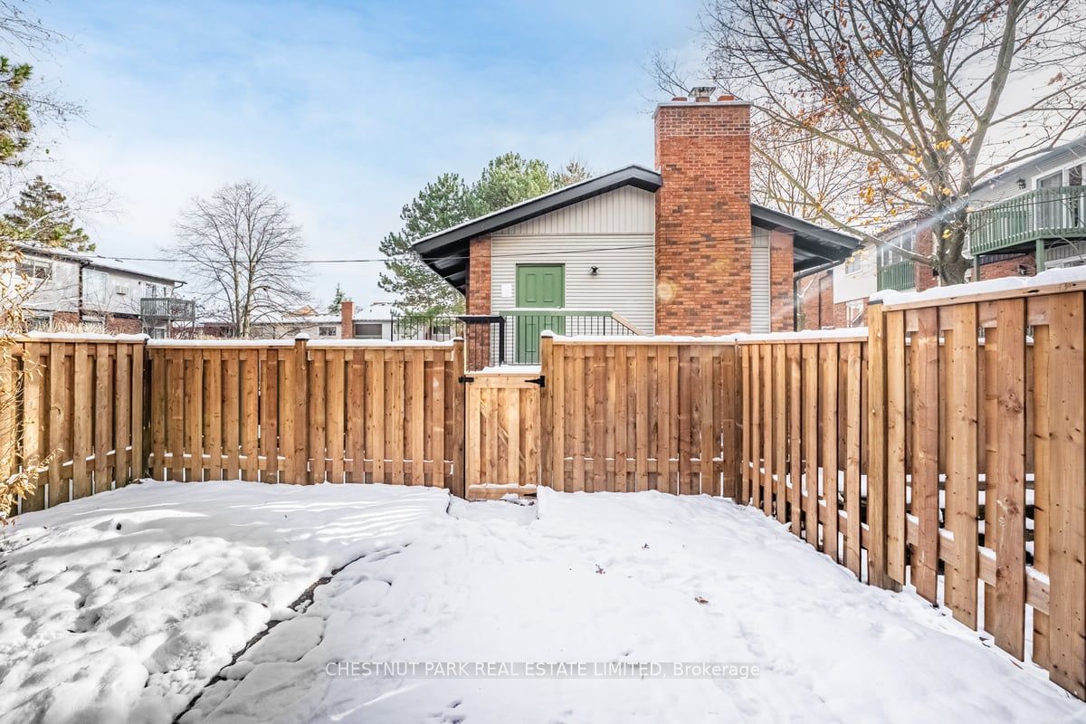 Tyandaga Mews Townhomes, Burlington, Toronto