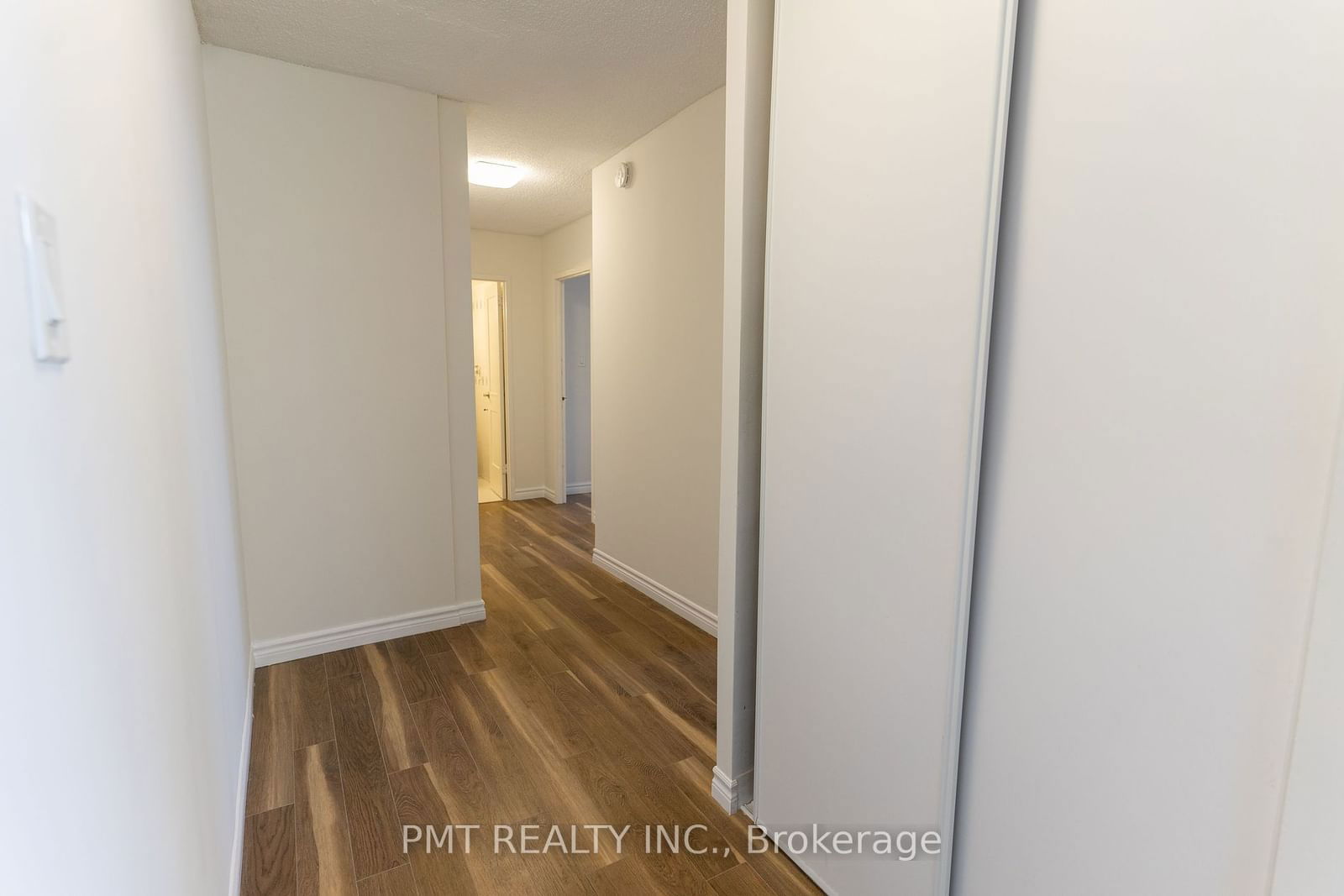 50 Lotherton Ptwy, unit 808 for rent