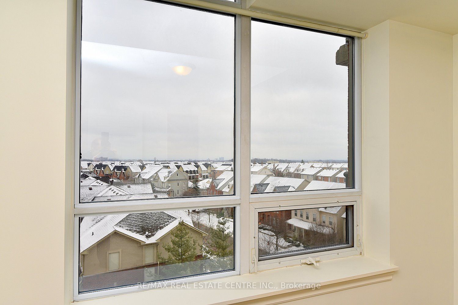 The Courtyard Residences, Oakville, Toronto