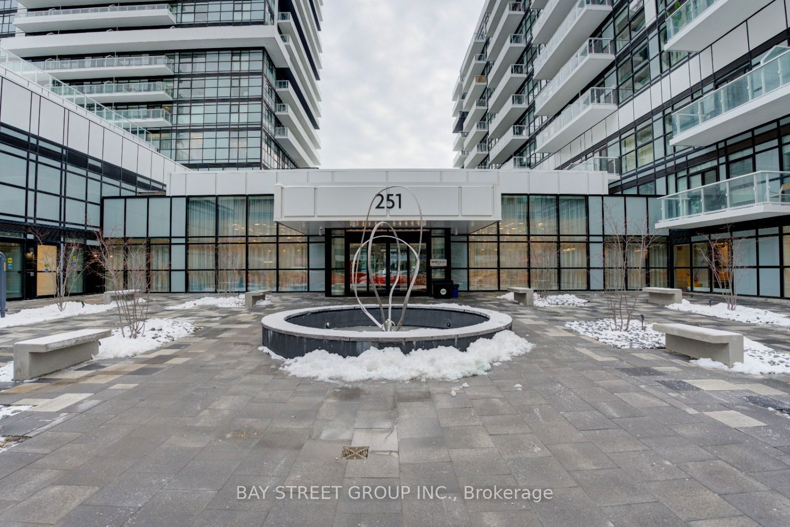 251 Manitoba St, unit 727 for sale