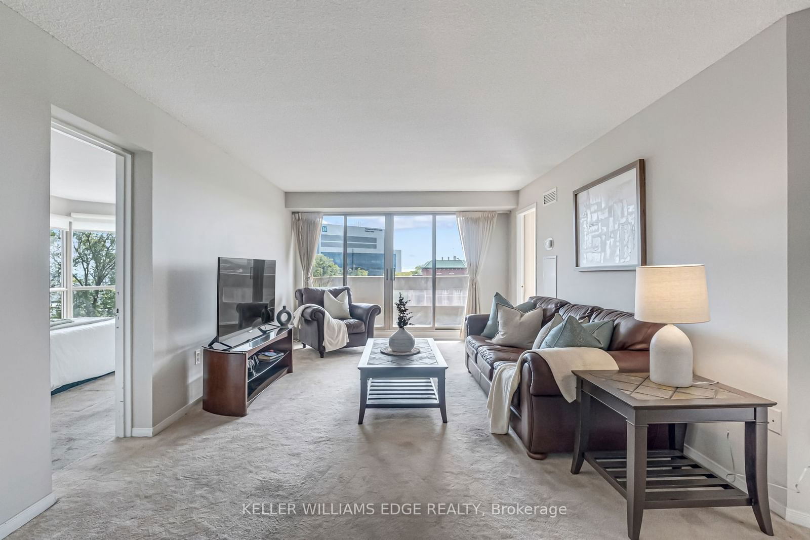 1201 North Shore Blvd E, unit 606 for sale