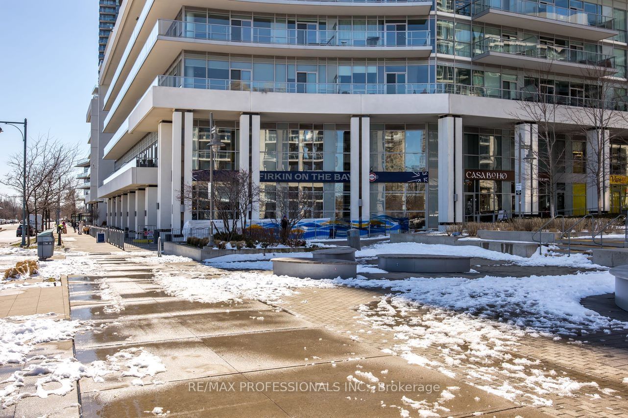 Explorer At Waterview Condos, Etobicoke, Toronto