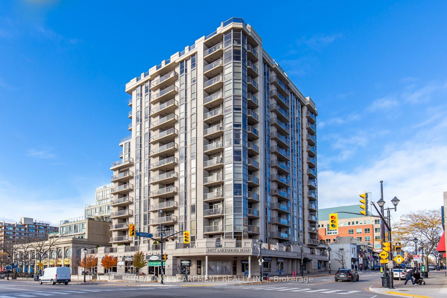 1477 Lakeshore Rd, unit 1102 for sale