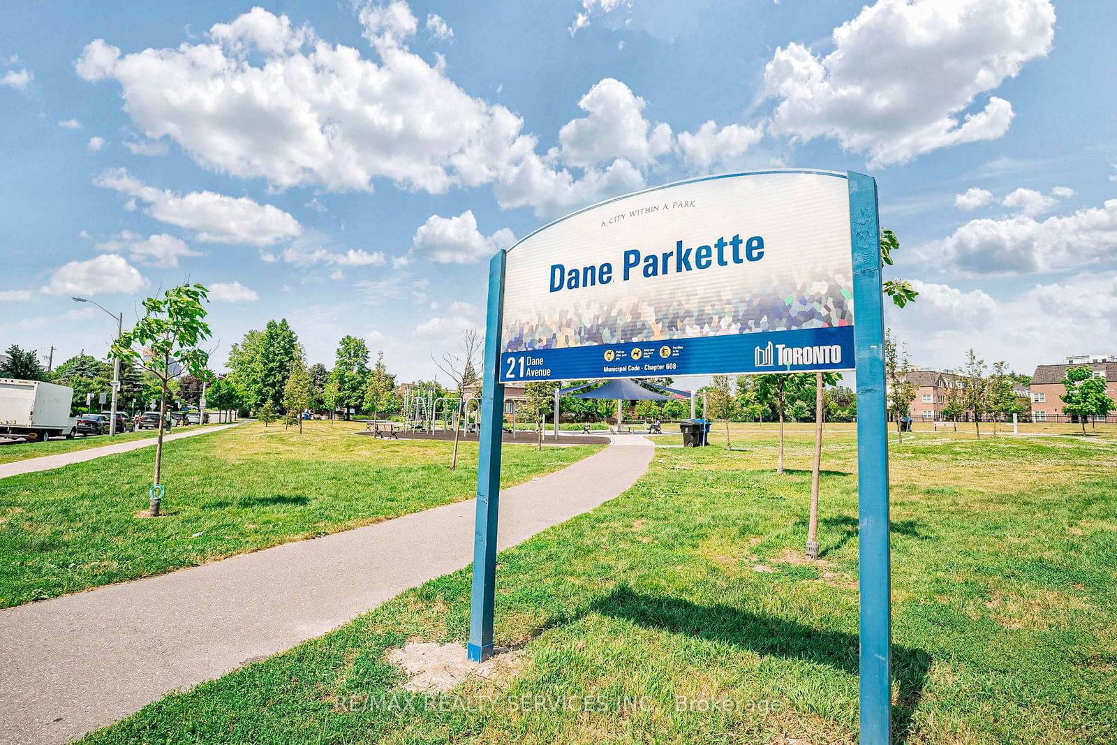 3091 Dufferin St, unit 1006 for sale