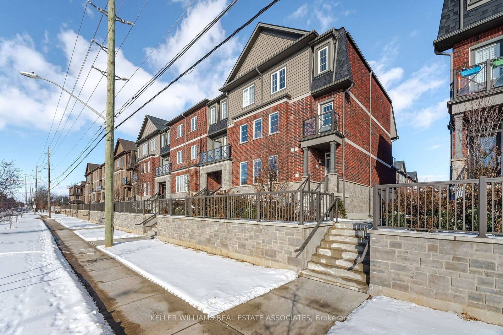 445 Ontario St S, unit 72 for sale