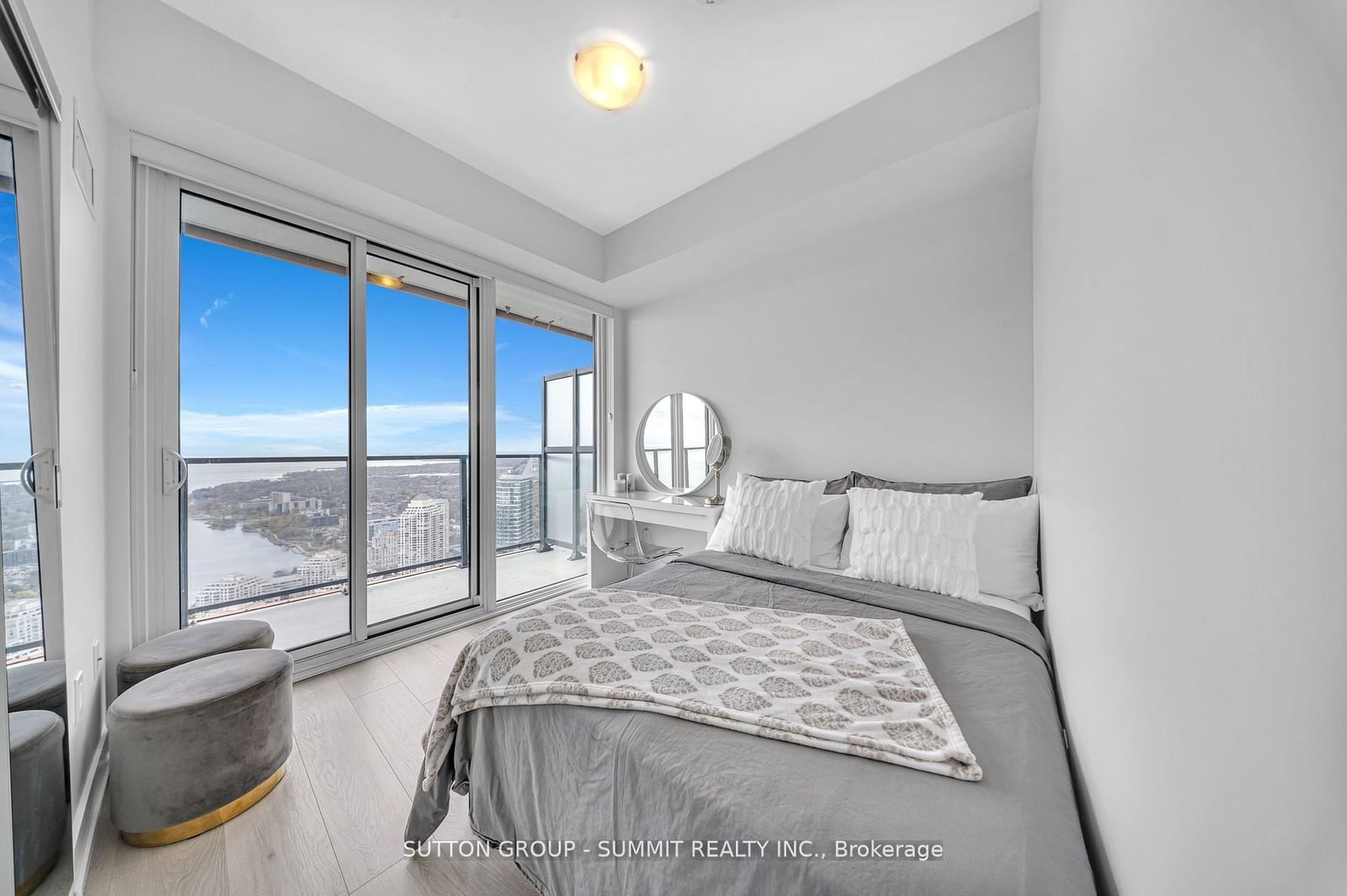 30 Shore Breeze Dr, unit 4910 for sale