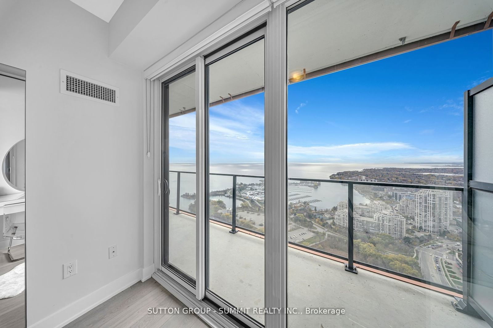 Sky Tower at Eau Du Soleil Condos, Etobicoke, Toronto