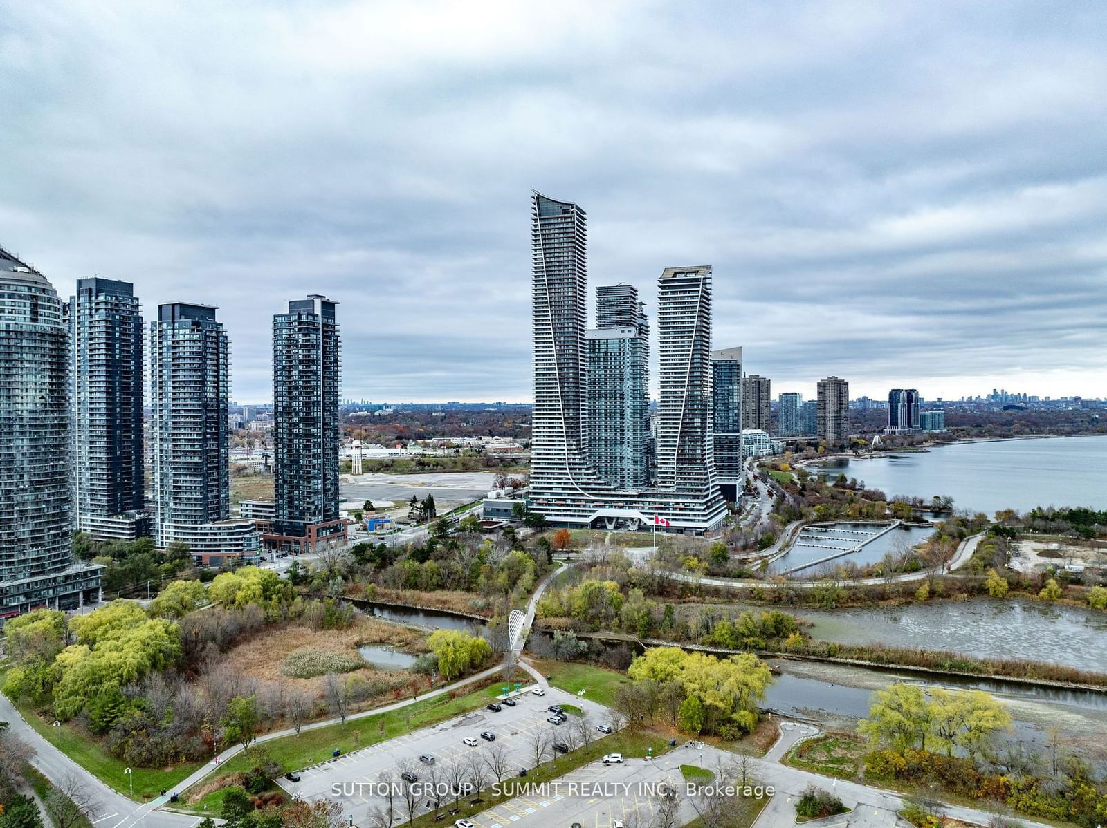 Sky Tower at Eau Du Soleil Condos, Etobicoke, Toronto