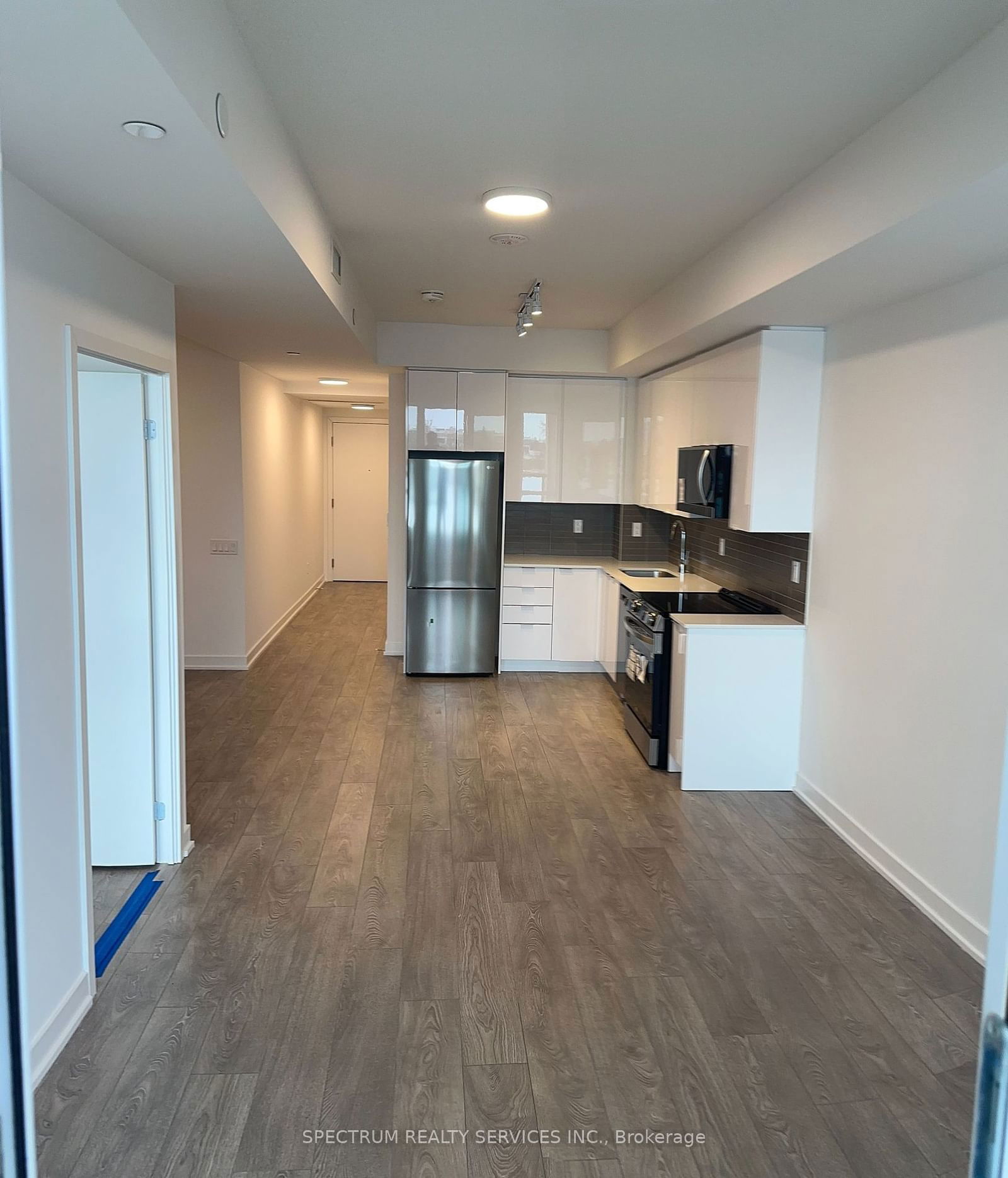 225 Malta Ave, unit 220 for rent